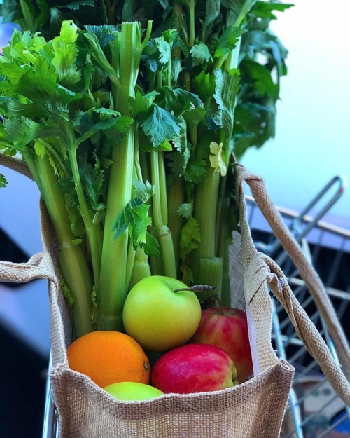 Organic Food haul today. Lots of fruit n veg to nourish my little fam. ‍♂️ Got so many frozen meals 