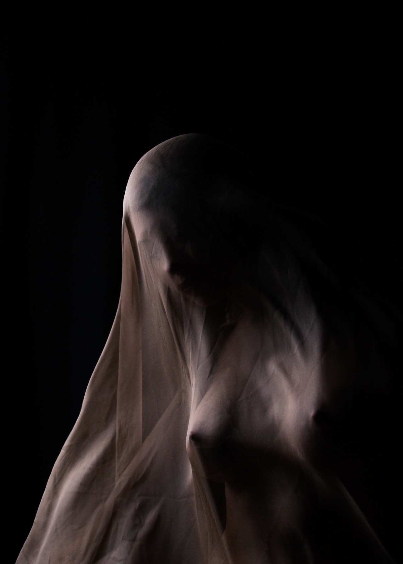 katrinsweety:  tilikecoelho:  Matthew Coleman‘meditation’  ➰