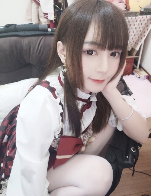 beikounaiyin: 日系福利姬一枚、233 很高兴认识你喔 不许点赞.点赞打屁股喔！