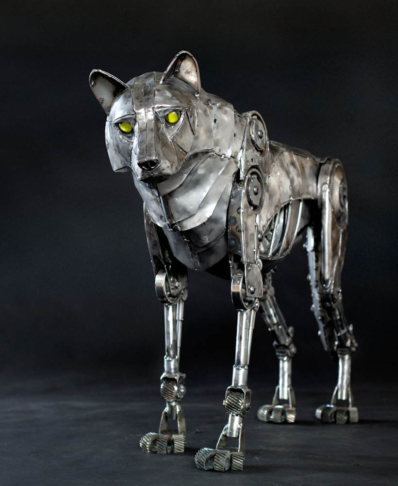 steampunktendencies:  Mechanical Wolf by Andrew Chase 