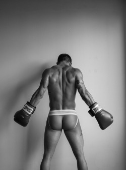 kinkboxing:  cock boxing champion prepares for his match (http://kinkboxing.tumblr.com) 