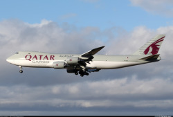 aviationgreats:  Qatar Cargo’s second 747-8F [1.920 px]