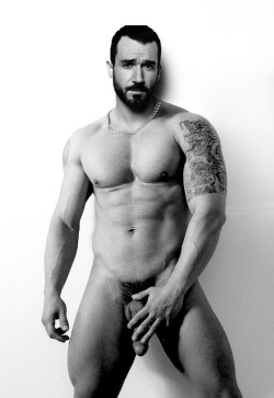 hairymacho:  http://hairymacho.tumblr.com