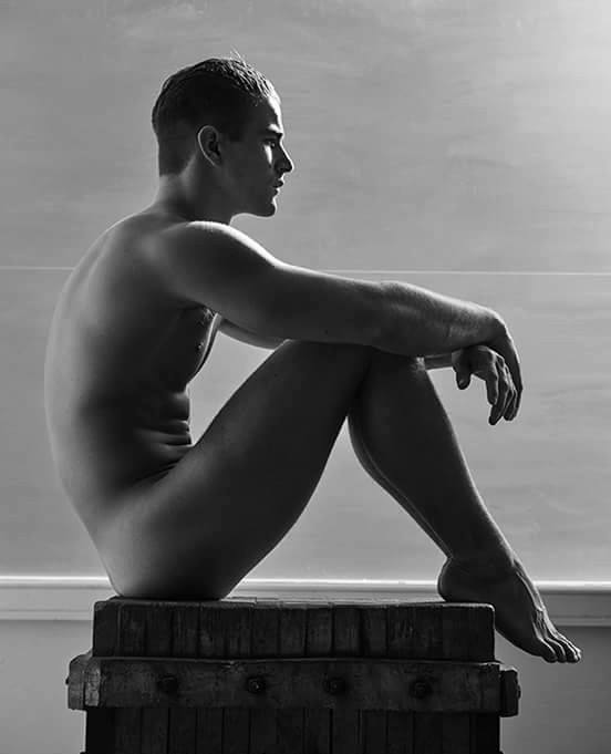 enchantemoimerlin:    Mariano Vivanco photographer
