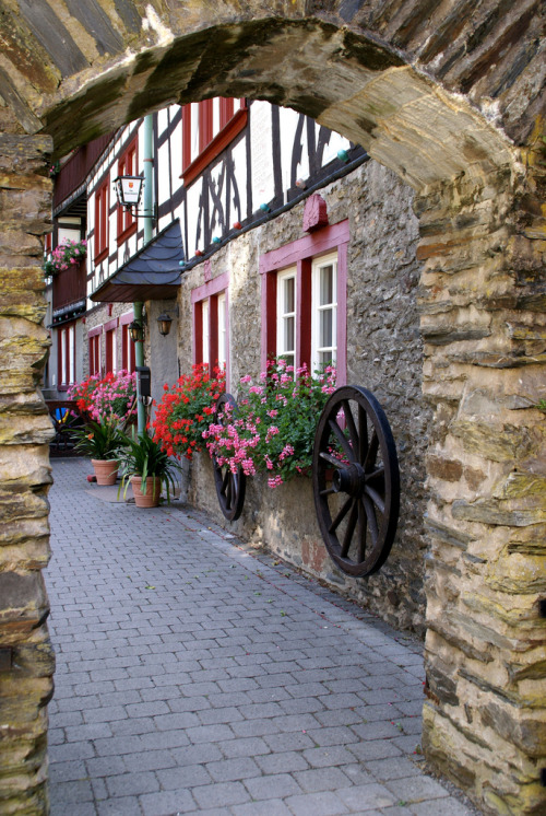 The Painter’s Corner, Bacharach / Germany (by HEN-Magonza).