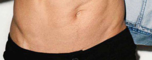 jared-will-be-the-death-of-me:  milinoe:  you know who  Ung no 