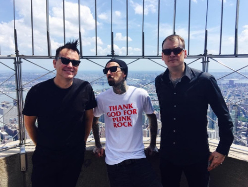 XXX fuckblink182:  blink-182 photo