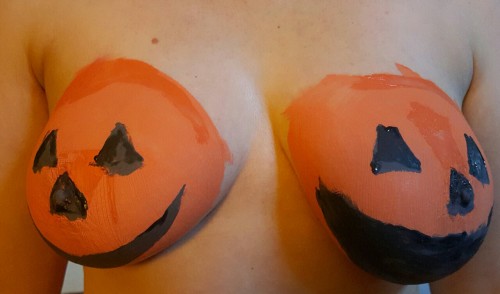 coloradocouple: It’s a little late for Halloween but we still wanted to have some fun with our