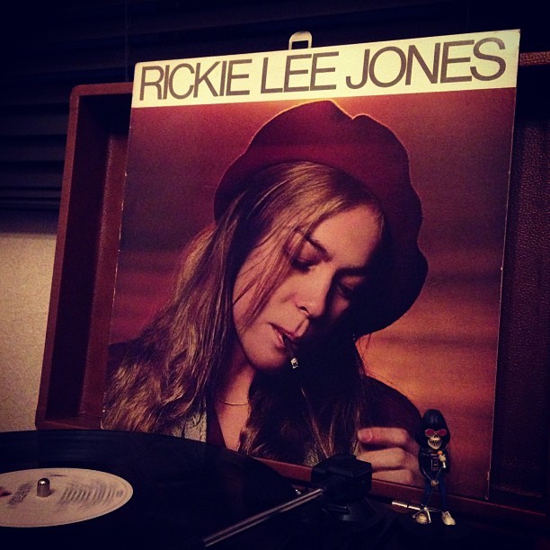 igaoaka:  #キイテイルオンガクハコレ♫ #nowplaying #vinyl #RickieLeeJones