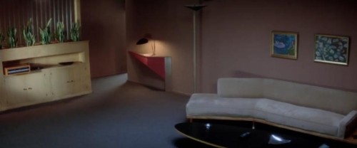 eyetorch:“we’ve met before, haven’t we?”lost highway (1997) + house interiors // ᴅɪʀ. ᴅᴀᴠɪᴅ ʟʏɴᴄʜ(increase brightness for better quality!)