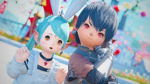 clovermemories:Zael made a lalafell just to take some screens with Nonopi. I was surprised at how co