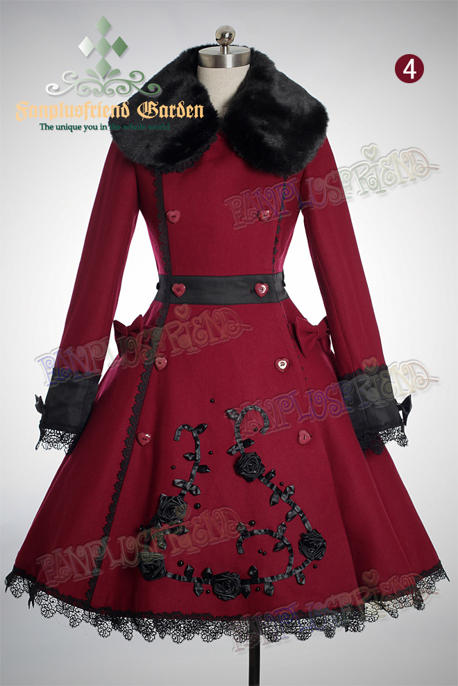 vegraptor:  this-is-my-tumblur-brah:  military Lolita  I’ve reblogged this before,