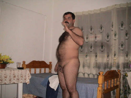 musweke:  musweke:  I like those dadds they have nice hungs. I wish to suck  I would lov to have fun and have your warm juice