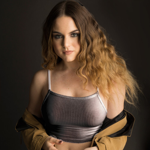 Porn smoopys-celebs:  JoJo xray photos