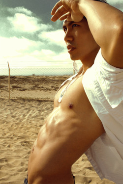 Auberonbc:  For More Gorgeous Asian Men Visit:http://Auberonbc.tumblr.com/Archive