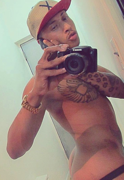dominicanblackboy:  Pa got a pretty fat fuckable ass on him! 😍😍😍