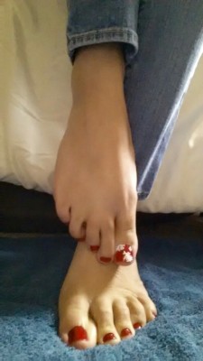 control-and-craving:  I touched up my nails for Control……I kept them red (his favorite) but added some snow flakes to one toe.  -Craving