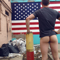 lukeaustinyeah:  me and America