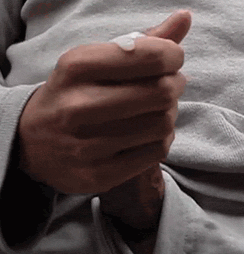 mydaddyishairy:   My Daddy is Hairy - over 93,000 followers: Archive    I hope that there’s a mouth below to catch it.