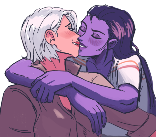 the girls are KISSING ironically enough i love ouihaw but i feel like i don’t draw them s