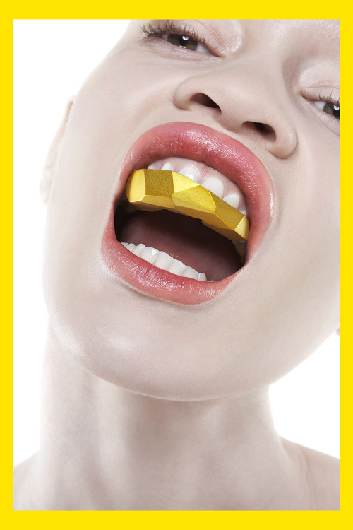 cinqfruits:  Cover for WAD MAgazine / Picture by Davina Muller / Grillz by LCSS/ model Diandra FORREST / AD Julien Drapier at WAD magazine / March 2013 