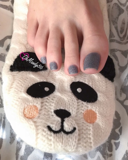 Toes!
