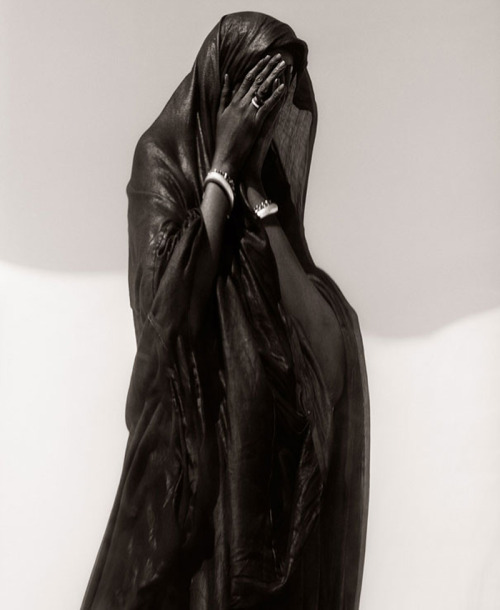 likeafieldmouse:Elisabeth Sunday - Emerge: Africa VI: Tuareg (2005-9)“The Tuareg, also known a