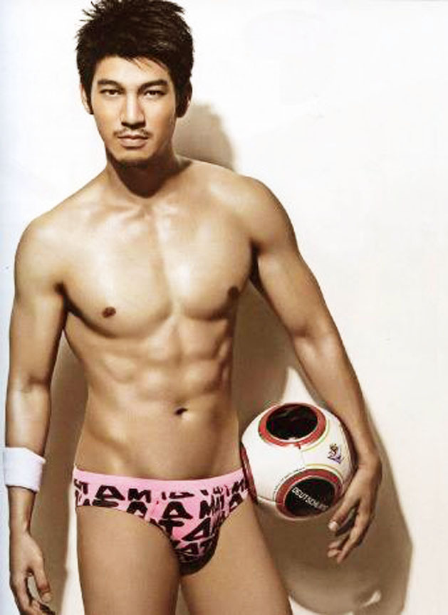 Handsome Manzone