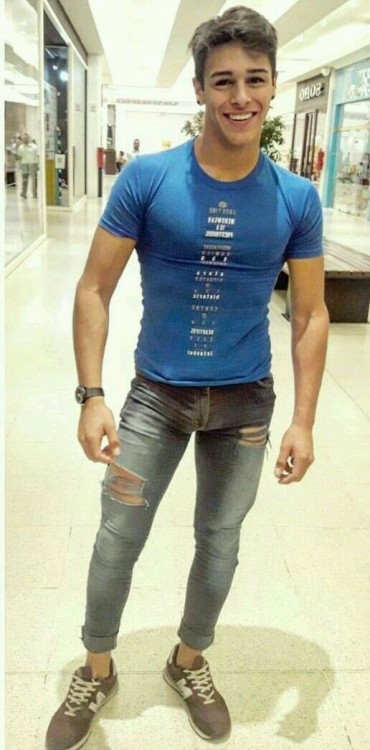 bulging men
