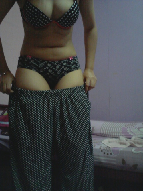 dgreatsex69: Because lot of follower now my couple like to expose her self again if you like my coup