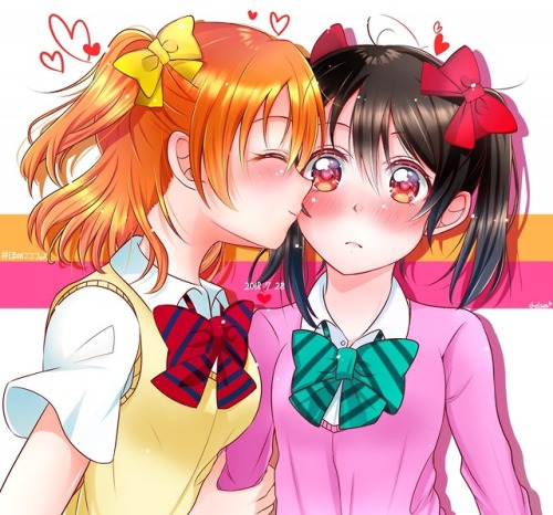 ✧･ﾟ: *✧ A Sweet Kiss ✧ *:･ﾟ✧♡ Characters ♡ : Honoka Kousaka ♥ Nico Yazawa♢ Anime ♢ : Love Live! Scho