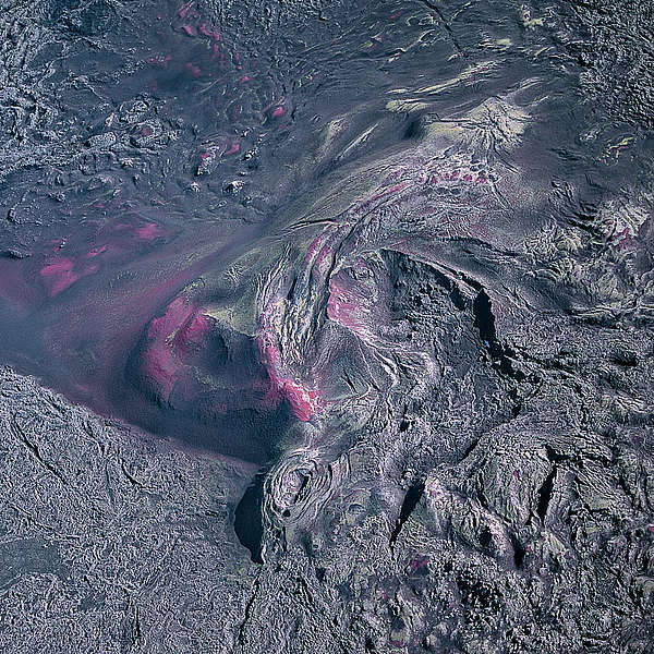 irakalan:  COLOURS OF THE EARTHPhotographer BERNHARD EDMAIER1. Hekla volcano area,