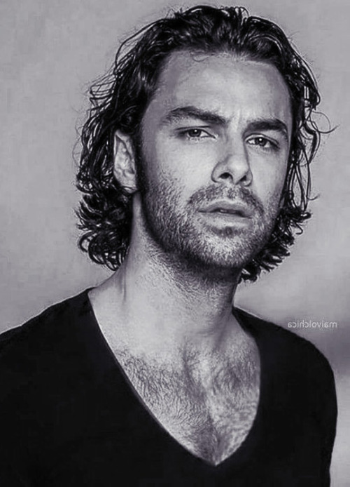 infected:Aidan Turner’s curls appreciation post pt.3