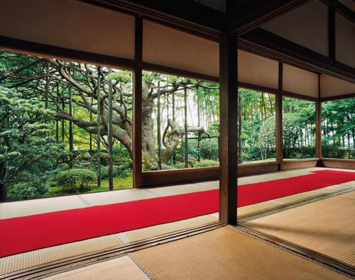 myk0119: artchiculture: View, Kyoto Jacqueline Hassink  本丸イメージ