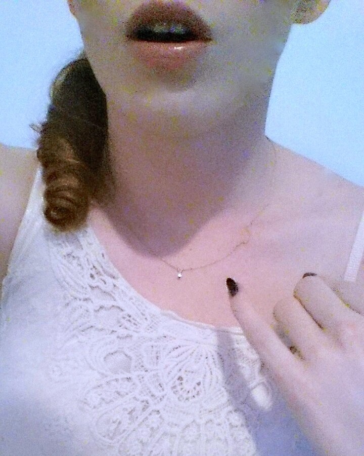 ohwhatasweetgirl:  A little different than usual but don’t I look sweet in gold