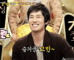 sunhos:The textbook example of being Shinhwa:1. Bring your tv and game console.2. Set it up in the s