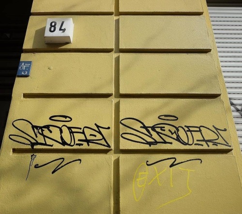 a double-banger by the handyman Sicoer.​#handstyle #graffiti