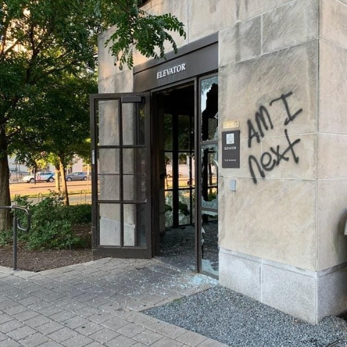 Graffiti on the Nashville City Hall following a BLM protest in June 2020