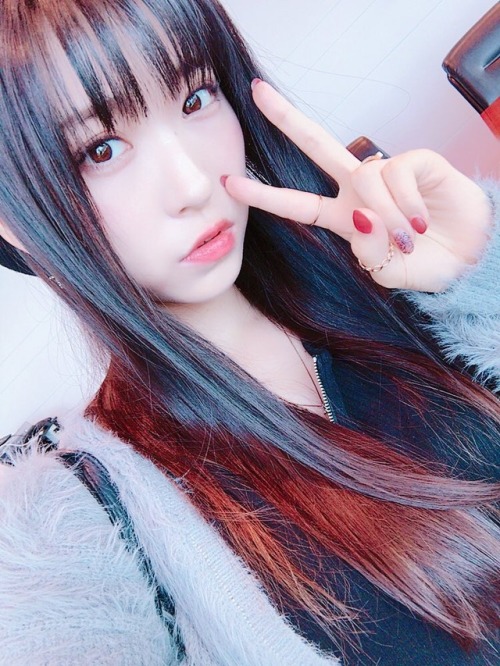 funkyfunx:チキパ❤︎鈴木友梨耶Ψさんのツイート: “取材だよ^ ^ #チキパ #鈴木友梨耶 t.co/dWIv9asOwK”#鈴木友梨耶 #チ