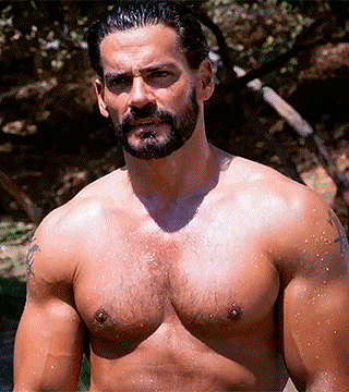 hotlatinosontv:  Cristian de la Fuente