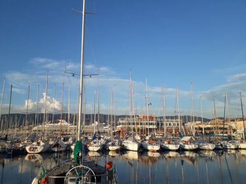 Buon sabato ⛵️ good Saturday ❤️☮️ #pieropelosphoto #canon #trieste #triestesocial #fvgphoto #italy #