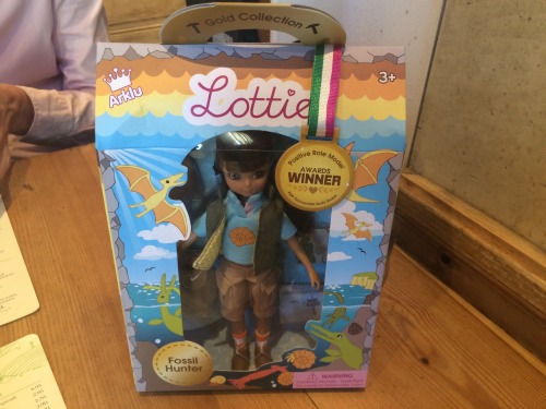 Today we got our hands on our very own Fossil Hunter Lottie Doll, as designed by TrowelBlazers in co