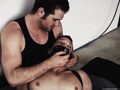 gagbondage:  HOTTT 