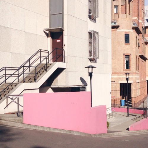 moonsapart: Postcode 2000