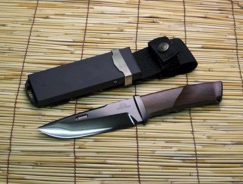 whiskey-wolf:  Rockstead knives*drools*