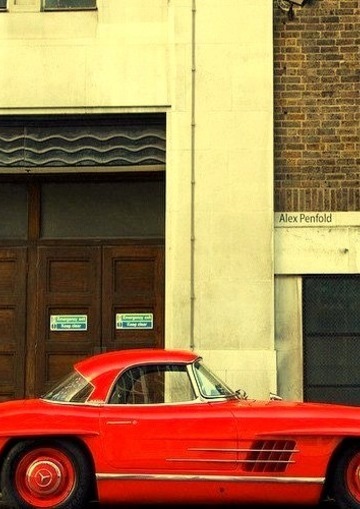 Mercedes-Benz 300SL Instagram @alexpenfold
