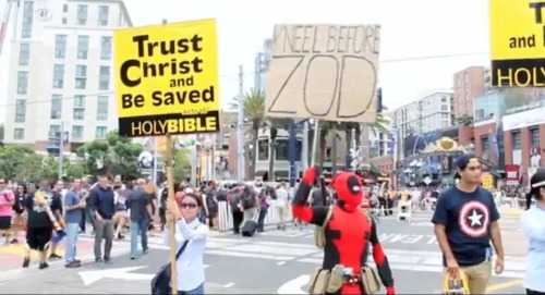 Get right before Zod!  For more Deadpool at Comic Con:  http://www.youtube.com/watch?v=mf9cqy0zWlI