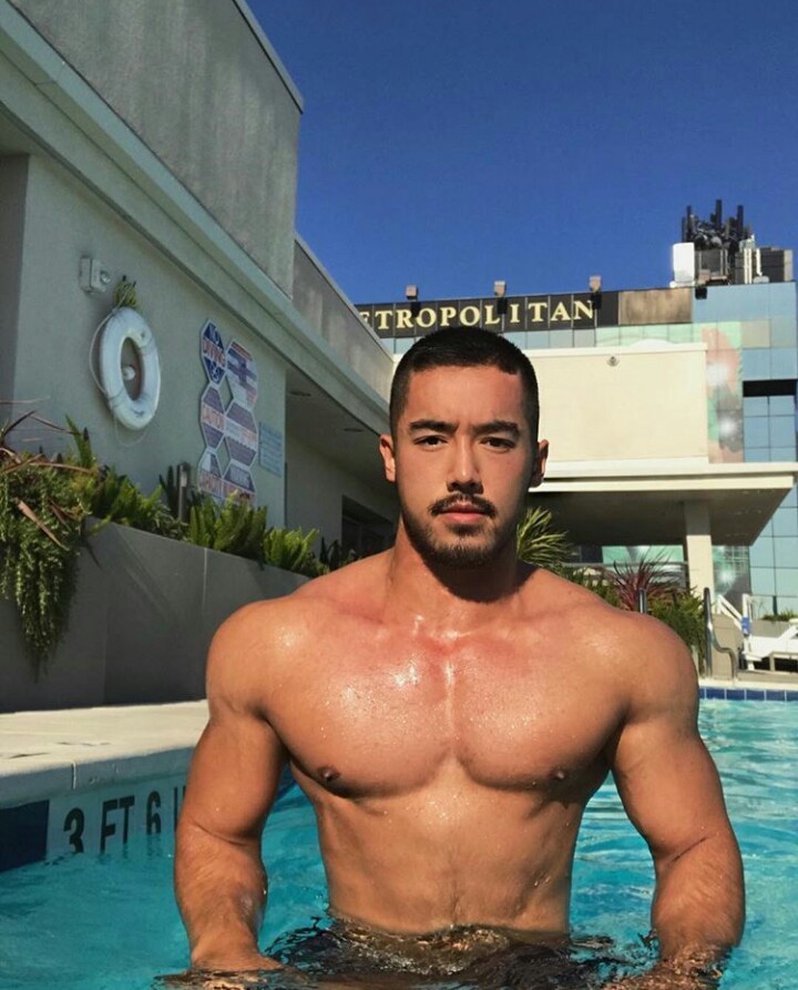 asiaticos-hot-guys:  Acecee_