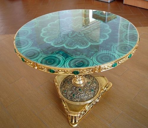 linguisticparadox:treasures-and-beauty:Malachite table from the Pelepenko Ural Mineralogy Museum in 