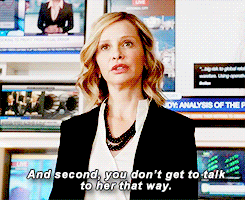 cbssupergirlgifs:Honestly, Kitty, is this creature of yours some sort of unpaid intern? How do you j